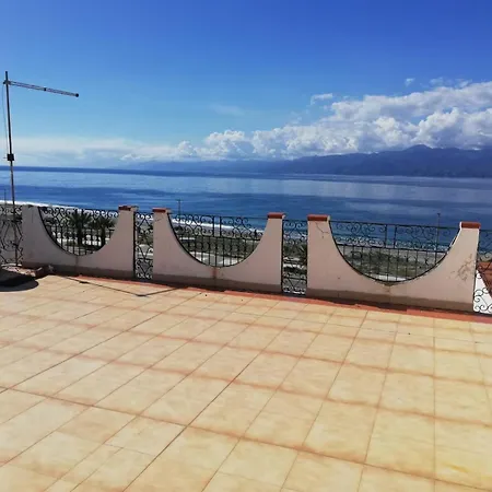 Pina Apartment